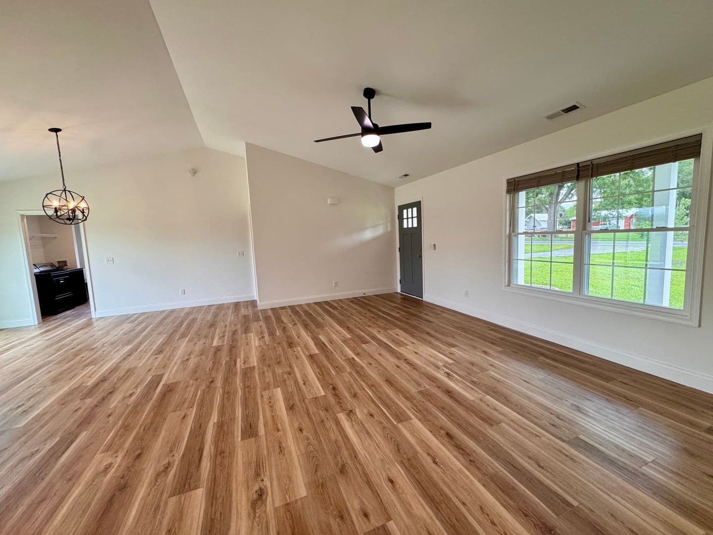 Dayton House: 2212 W Dry River Road