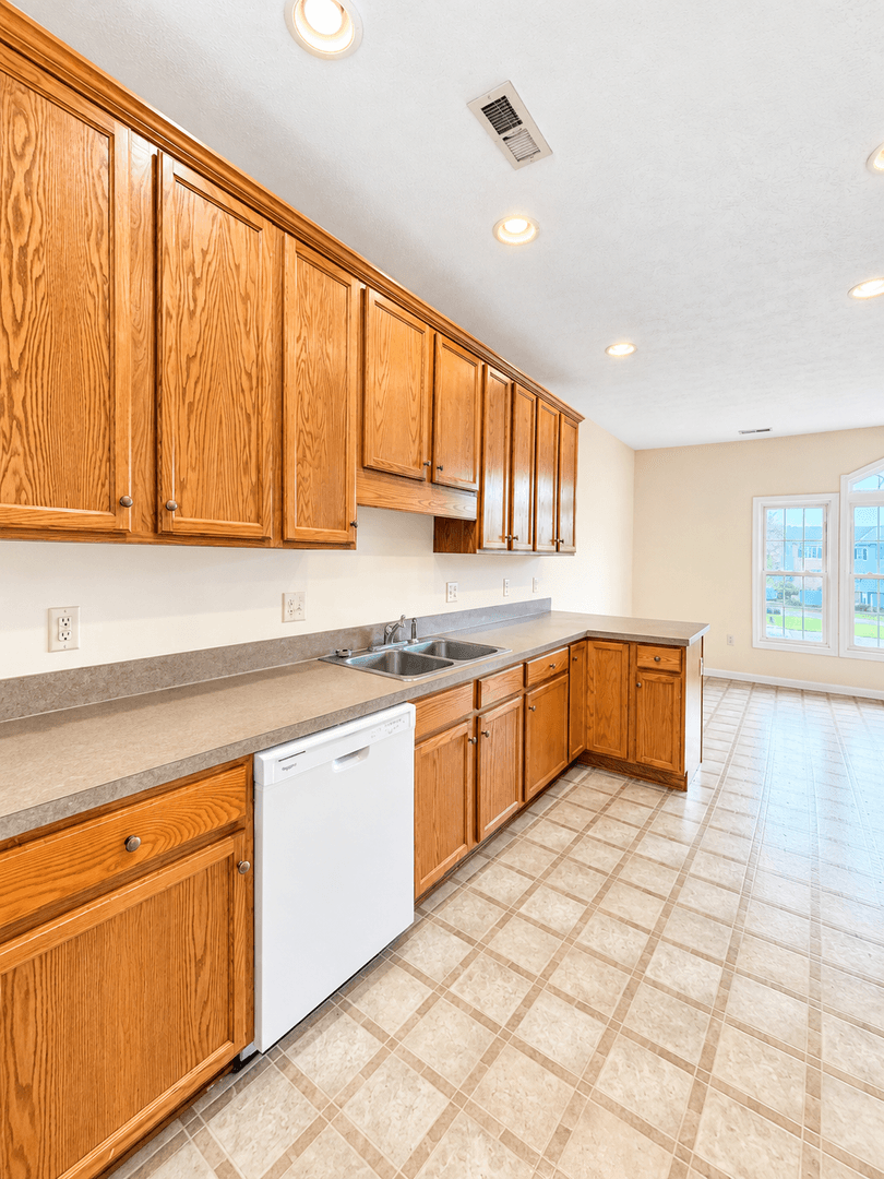 Rockingham House: 1410 Verdant Spring Lane