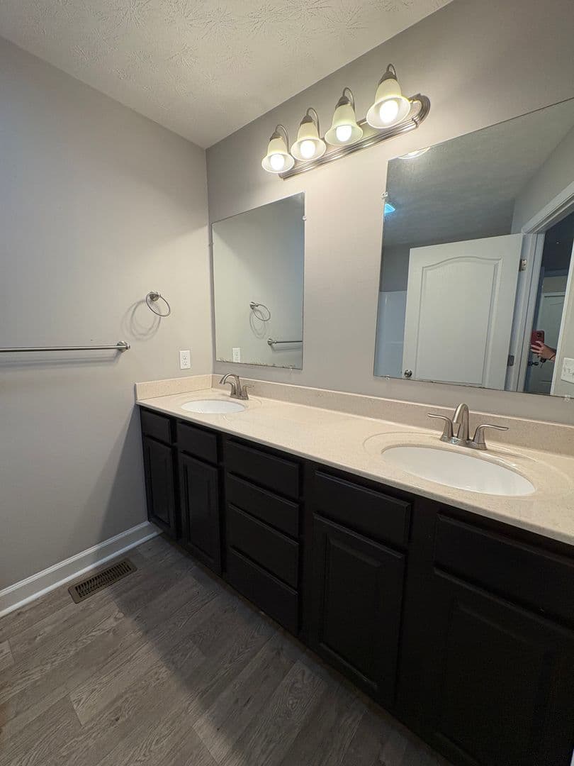 Rockingham House: 171 Cedar Point Lane