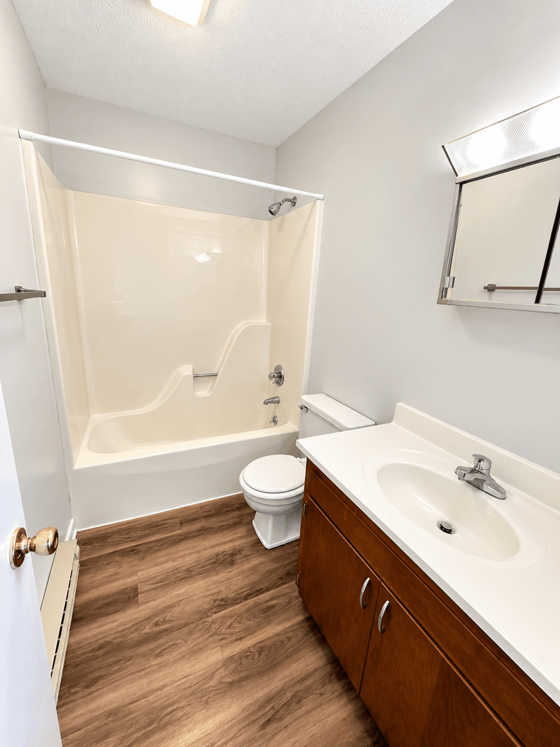 Harrisonburg House: 191-J Rockingham Drive