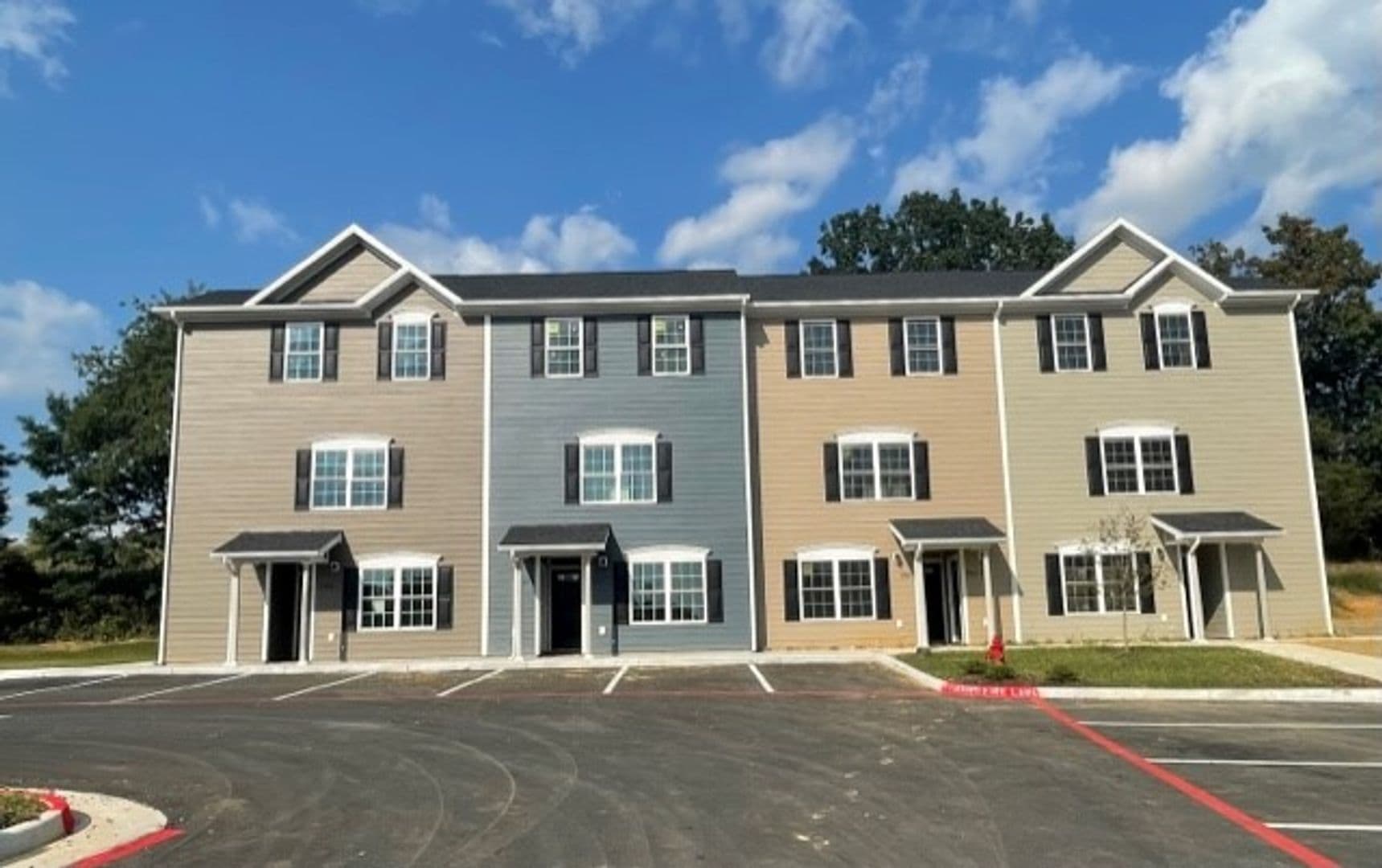 Harrisonburg House: 1372 Katie Grove Way Unit 2