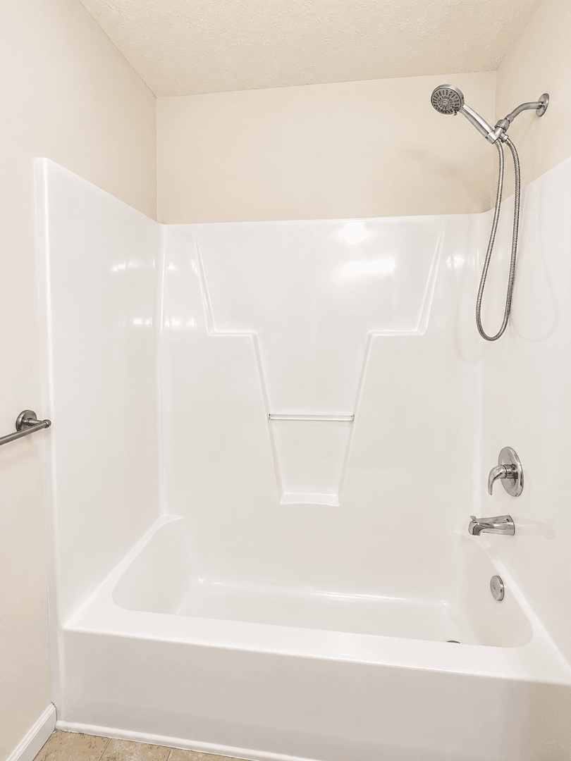 Harrisonburg House: 1023 Wellington Drive