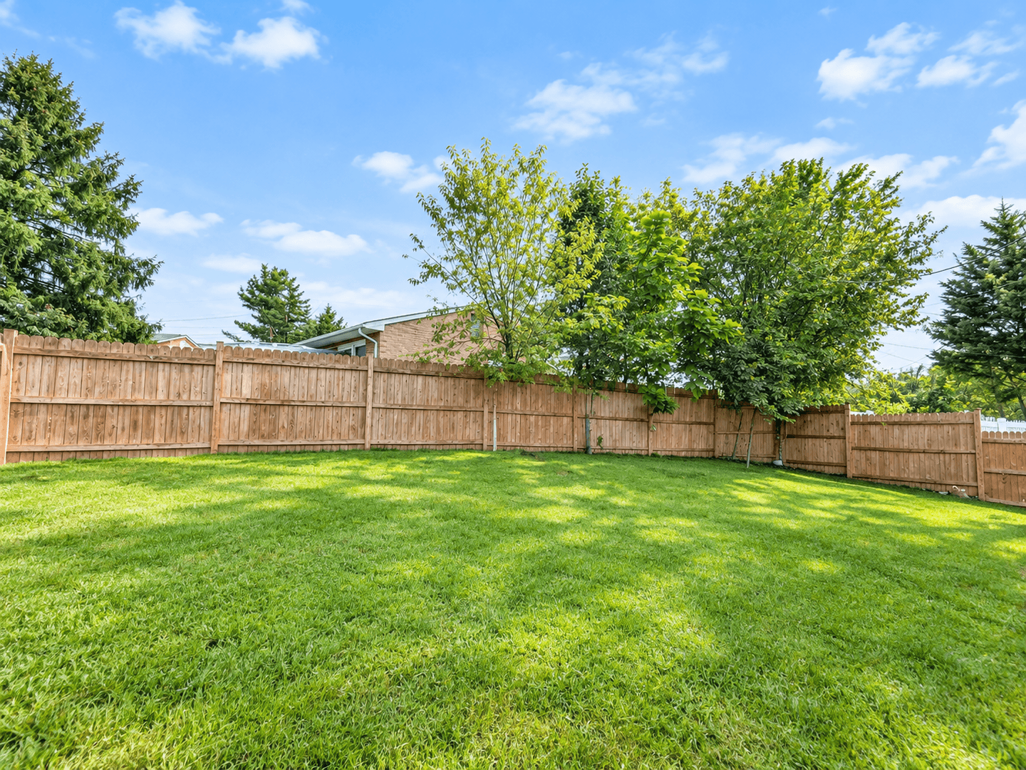 Harrisonburg House: 1528 Central Avenue