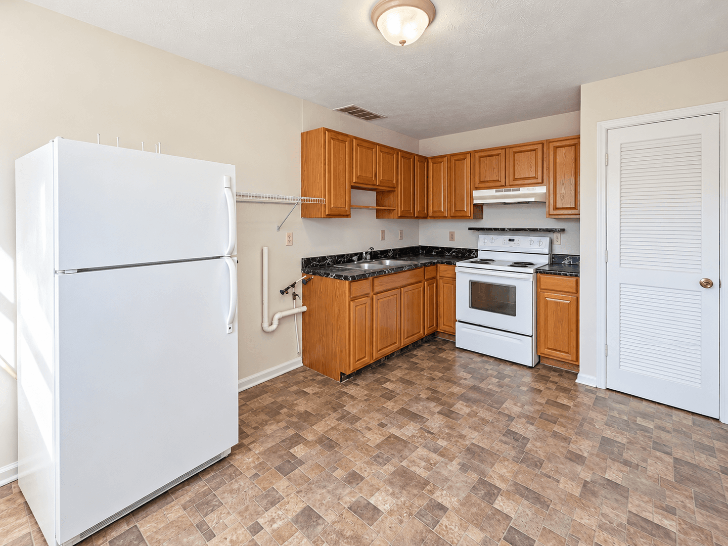 Penn Laird House: 520 View Mountain Circle Apt. 3