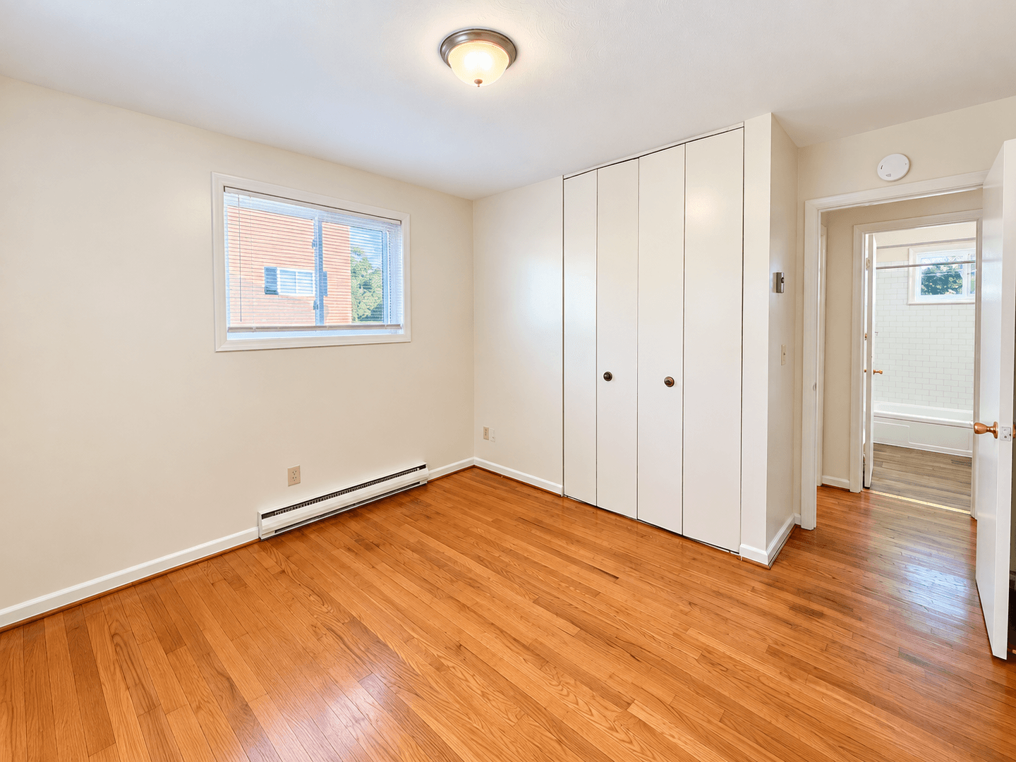 Harrisonburg House: 56 Pleasant Hill Rd