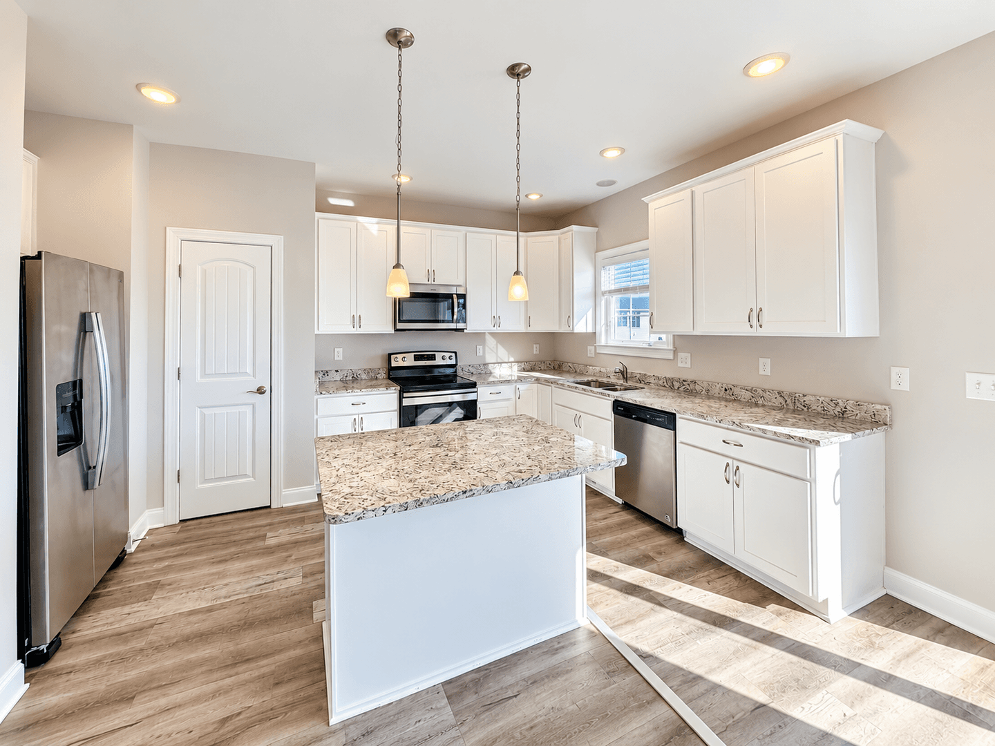 Rockingham House: 3518 Earthshine Way