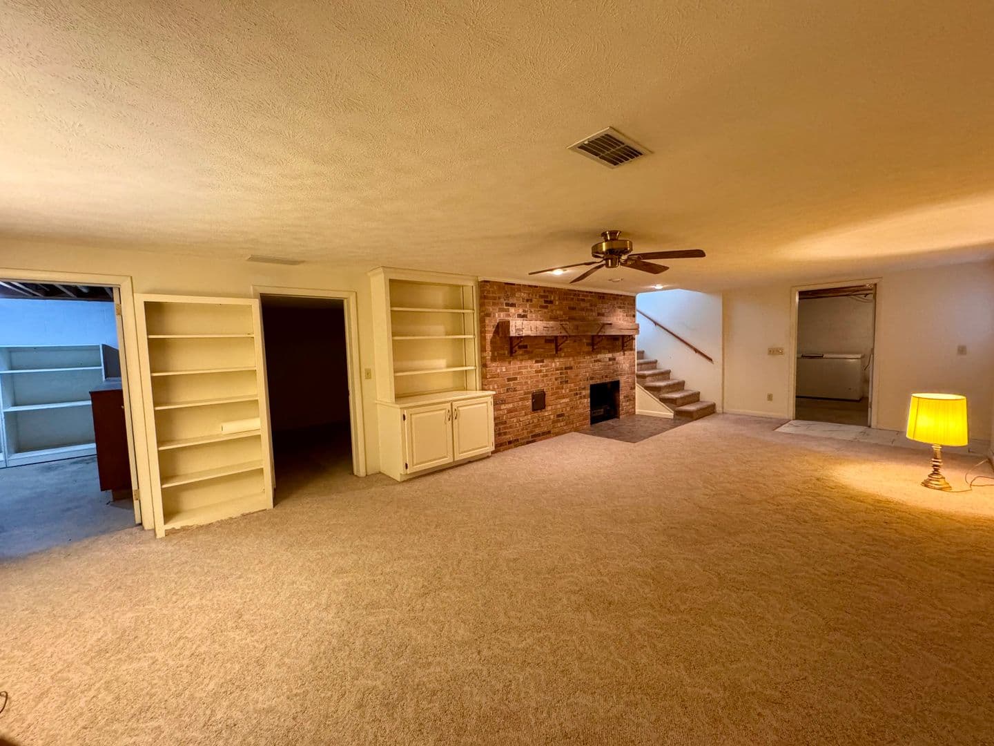 Rockingham House: 221 Grandview Drive