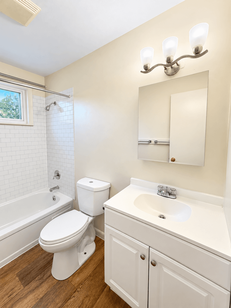 Harrisonburg House: 56 Pleasant Hill Rd