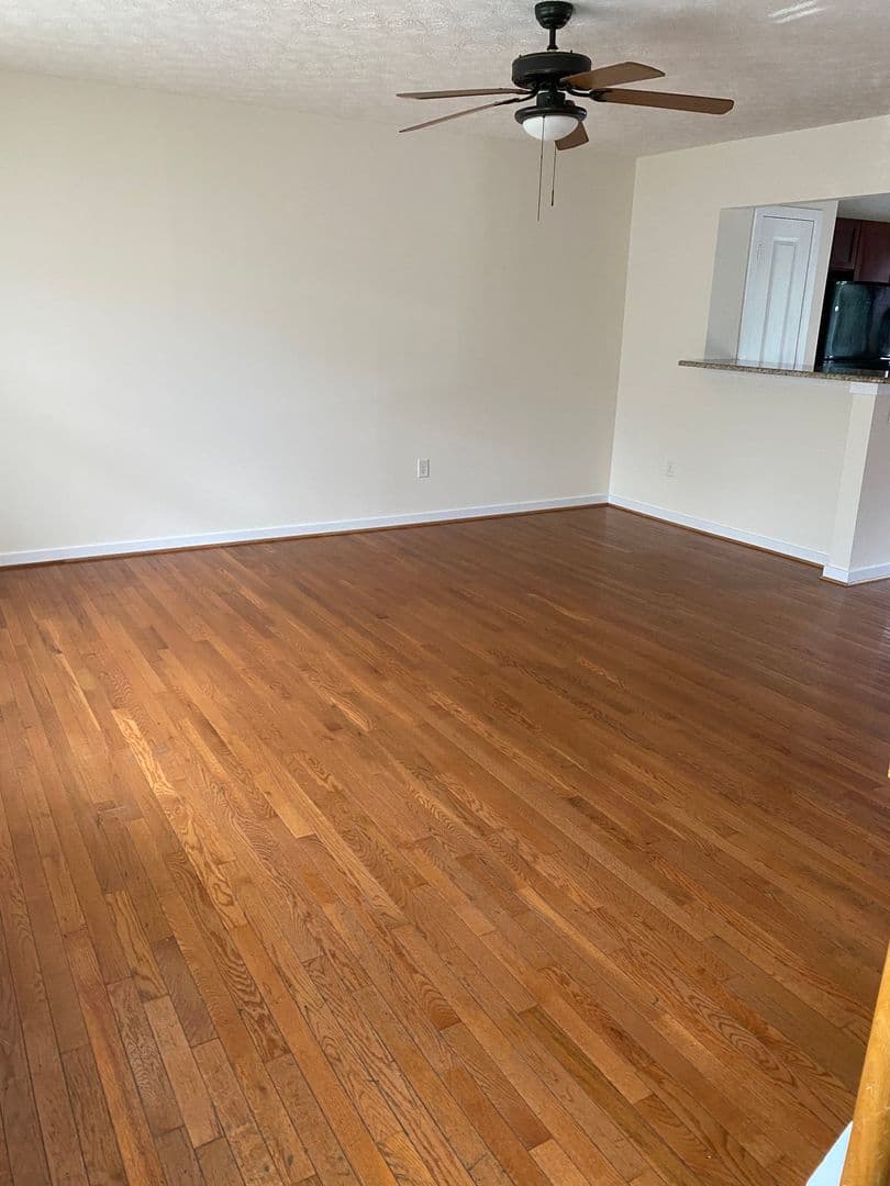 Harrisonburg House: 1238 Poets Court