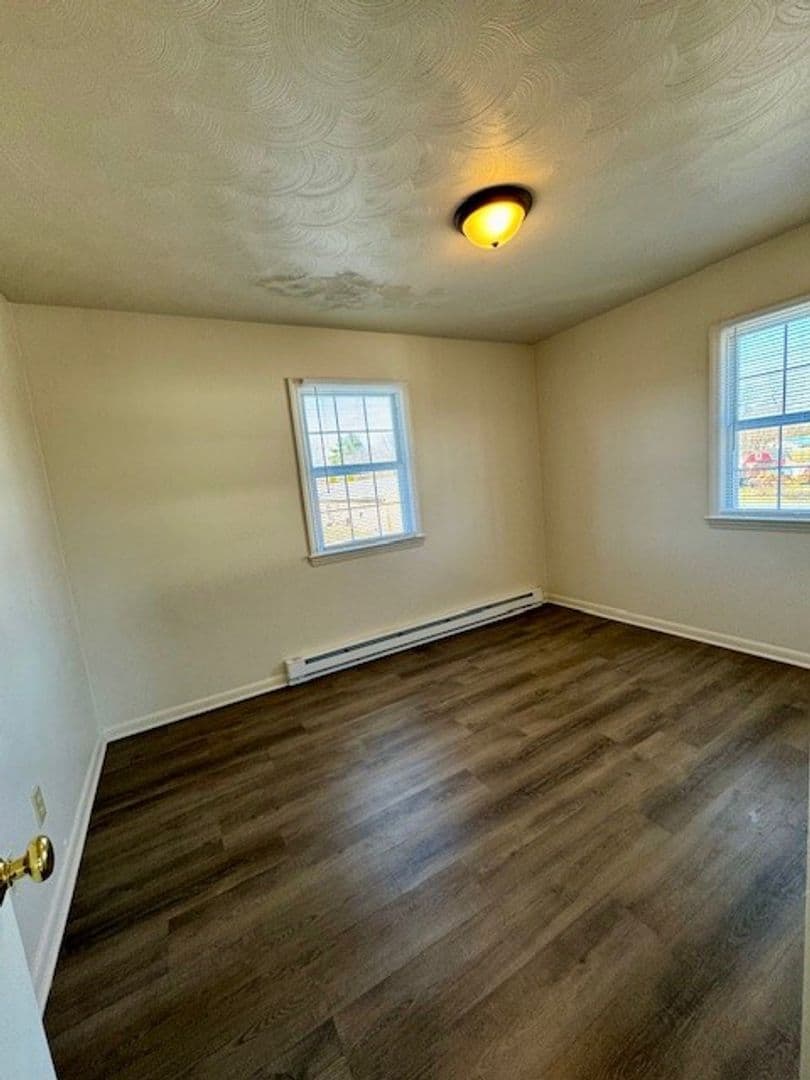 Bridgewater House: 412 Bruce Street #9