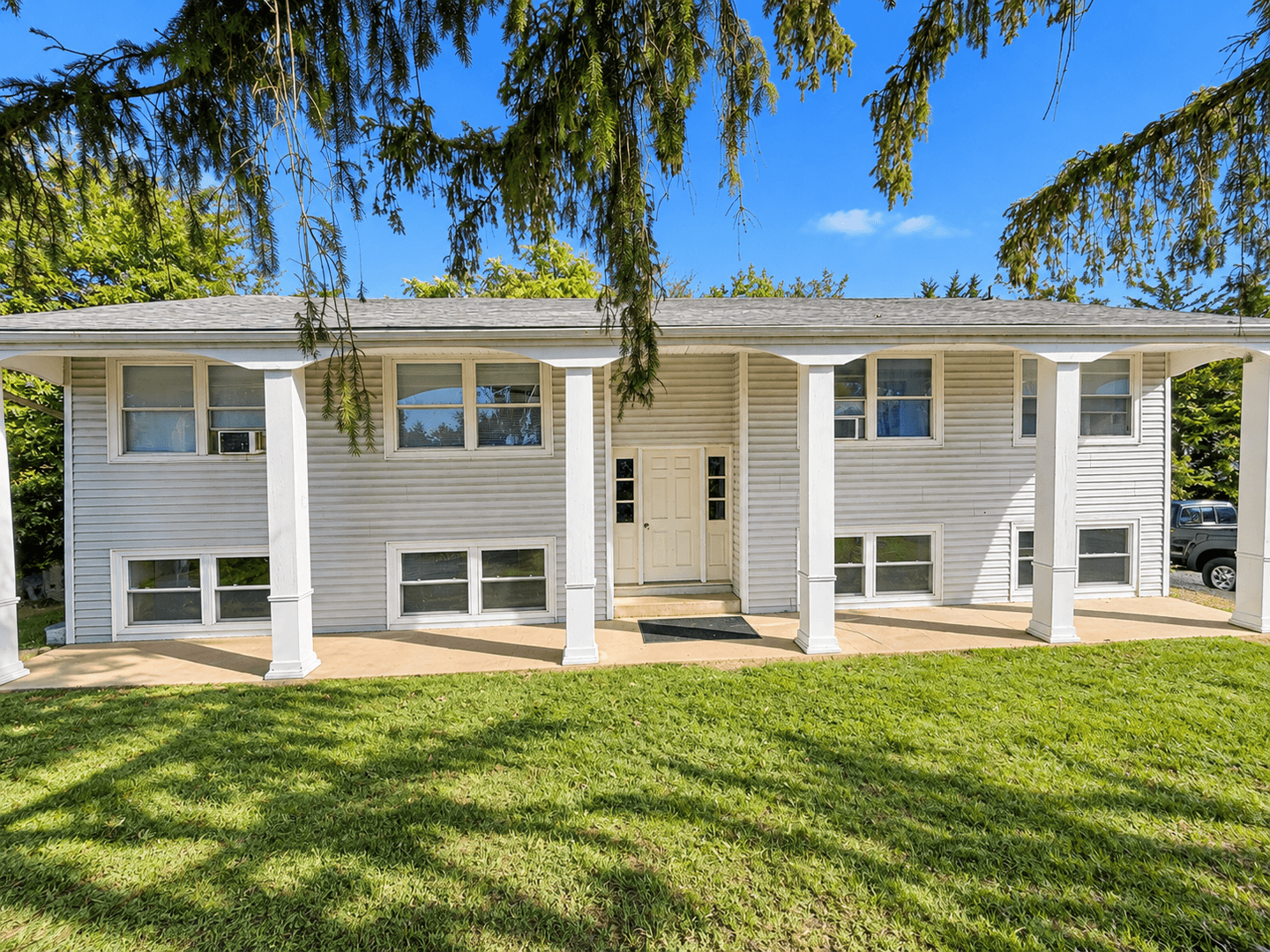 Penn Laird House: 520 View Mountain Circle Apt. 3