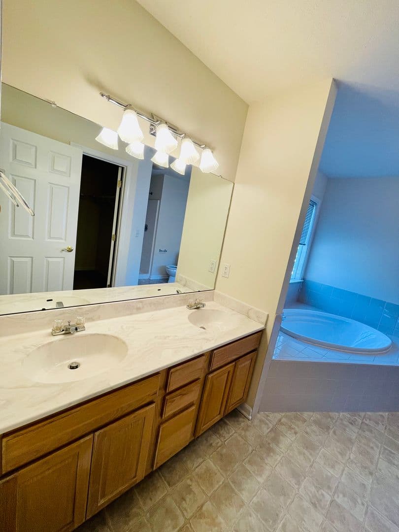 Rockingham House: 4022 Dalt Drive
