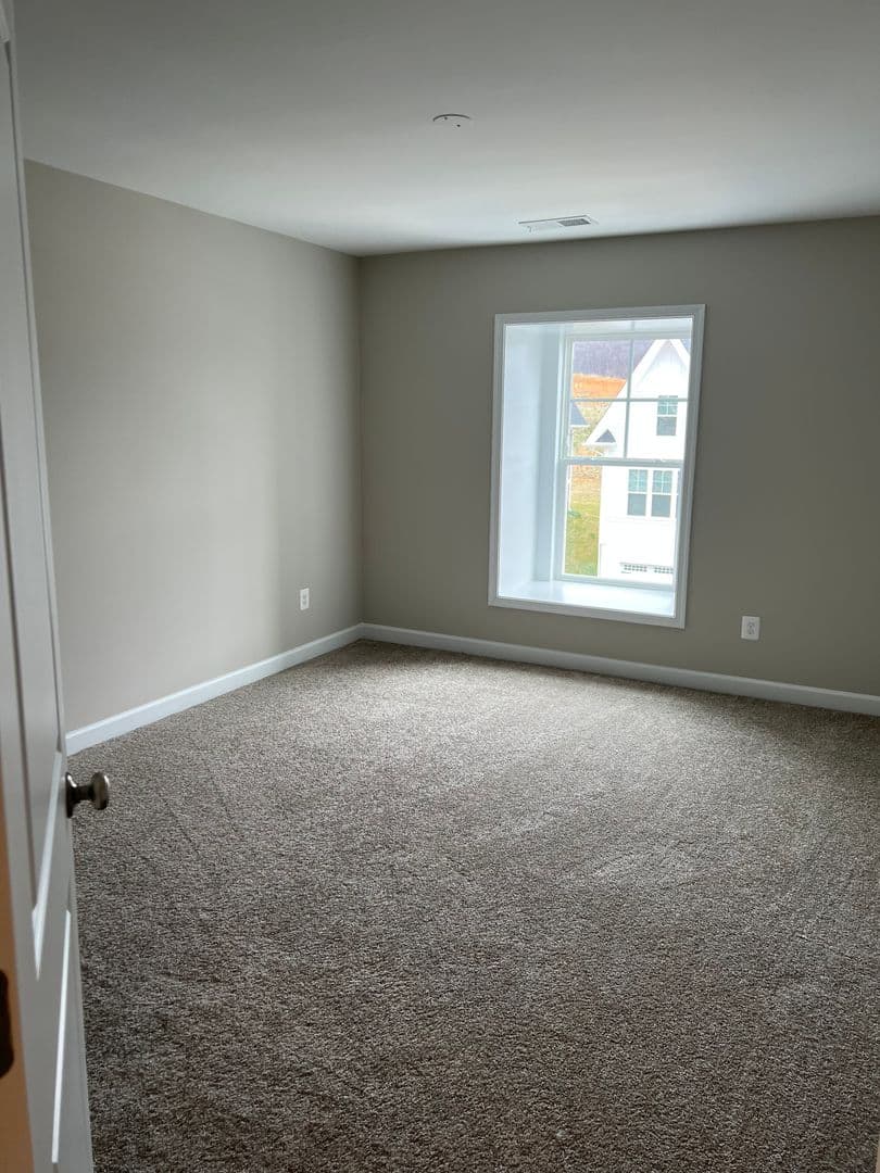Rockingham House: 3216 Marion Square