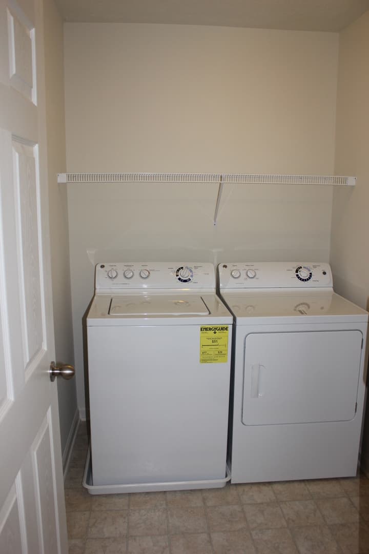 Harrisonburg House: 1427 Taylor Grove Lane Unit 2