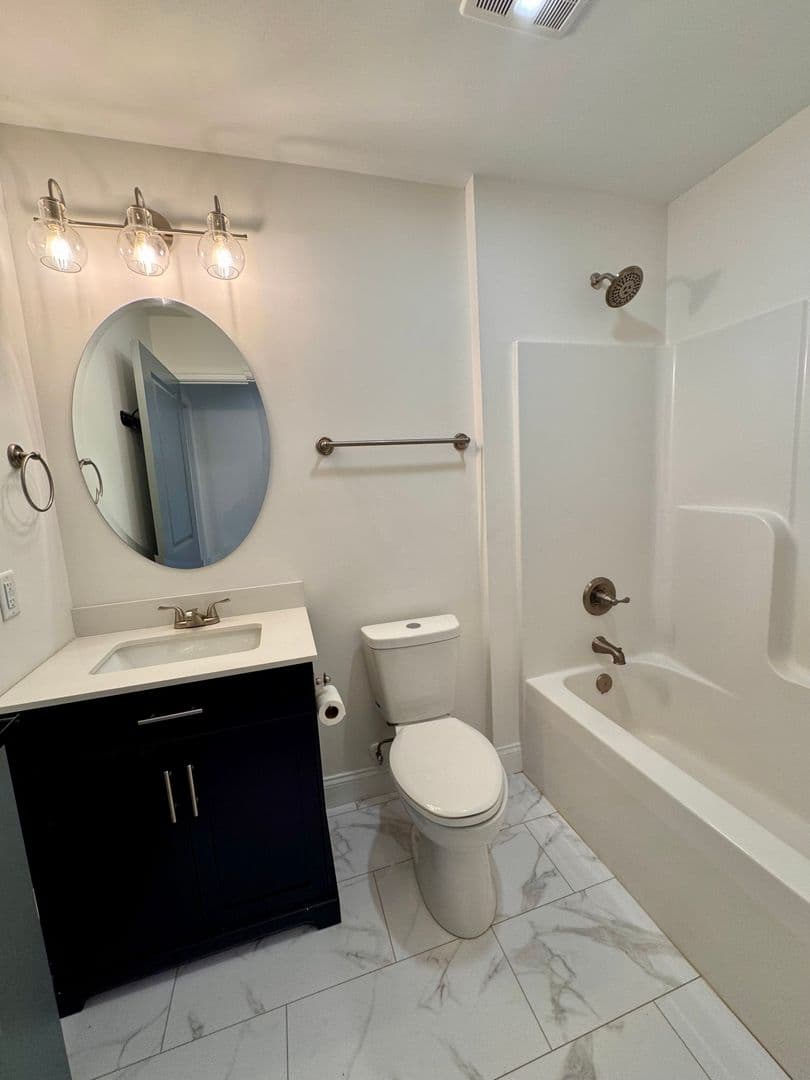Dayton House: 2212 W Dry River Road