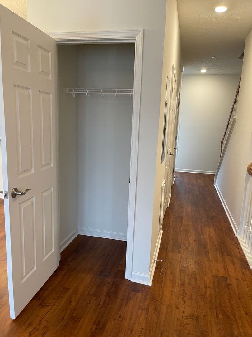 Harrisonburg House: 2975 Congers Creek Road Unit 2