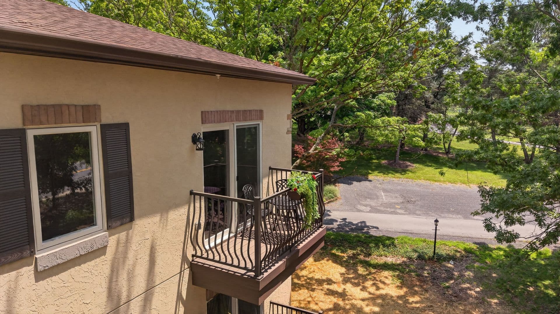 Harrisonburg House: 507 Roman Way Unit 101