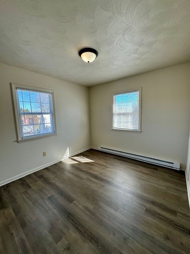 Bridgewater House: 412 Bruce Street #9
