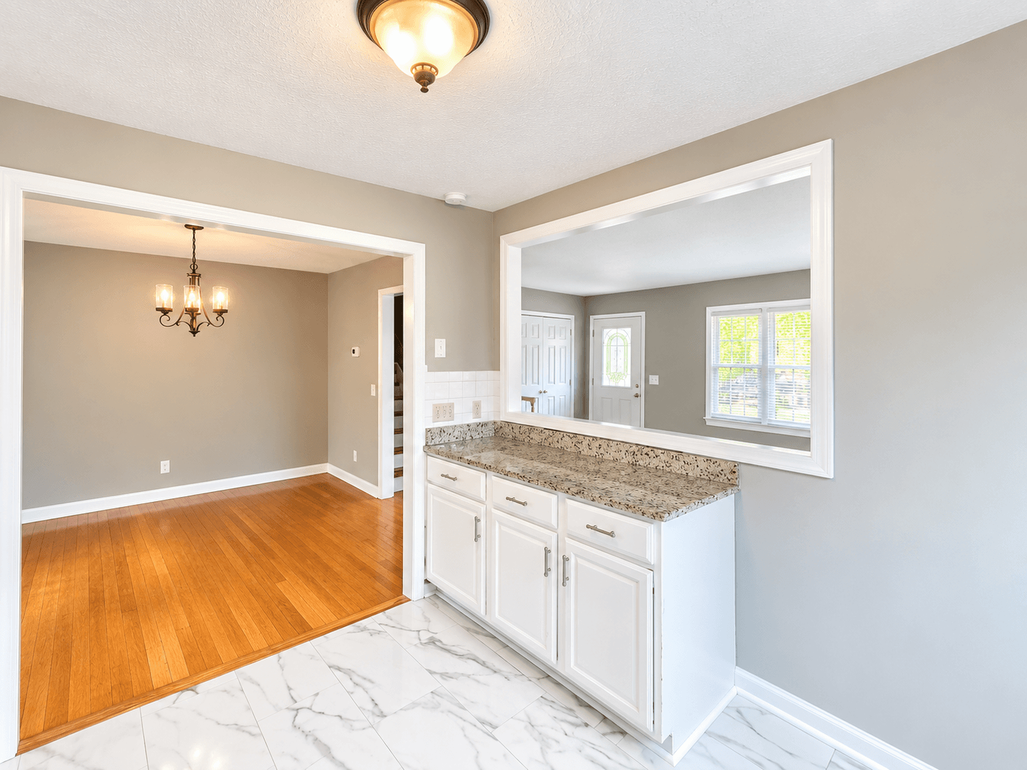 Harrisonburg House: 1528 Central Avenue