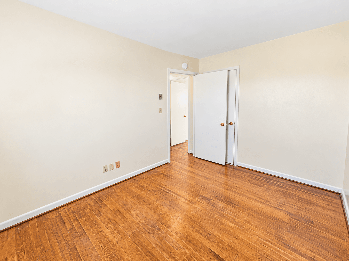 Harrisonburg House: 128 New York Ave