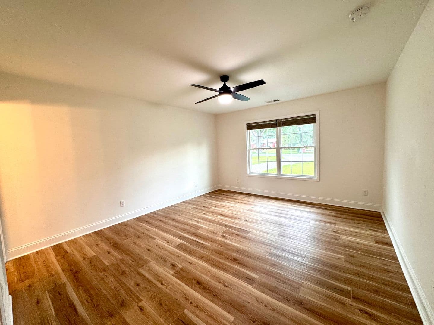 Dayton House: 2212 W Dry River Road