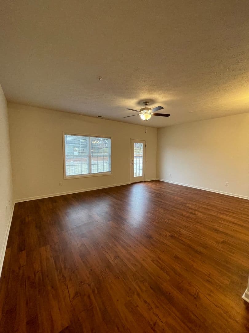 Harrisonburg House: 2975 Congers Creek Road Unit 2