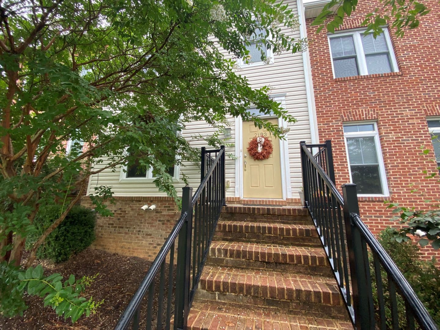 Harrisonburg House: 2193 Deyerle Ave