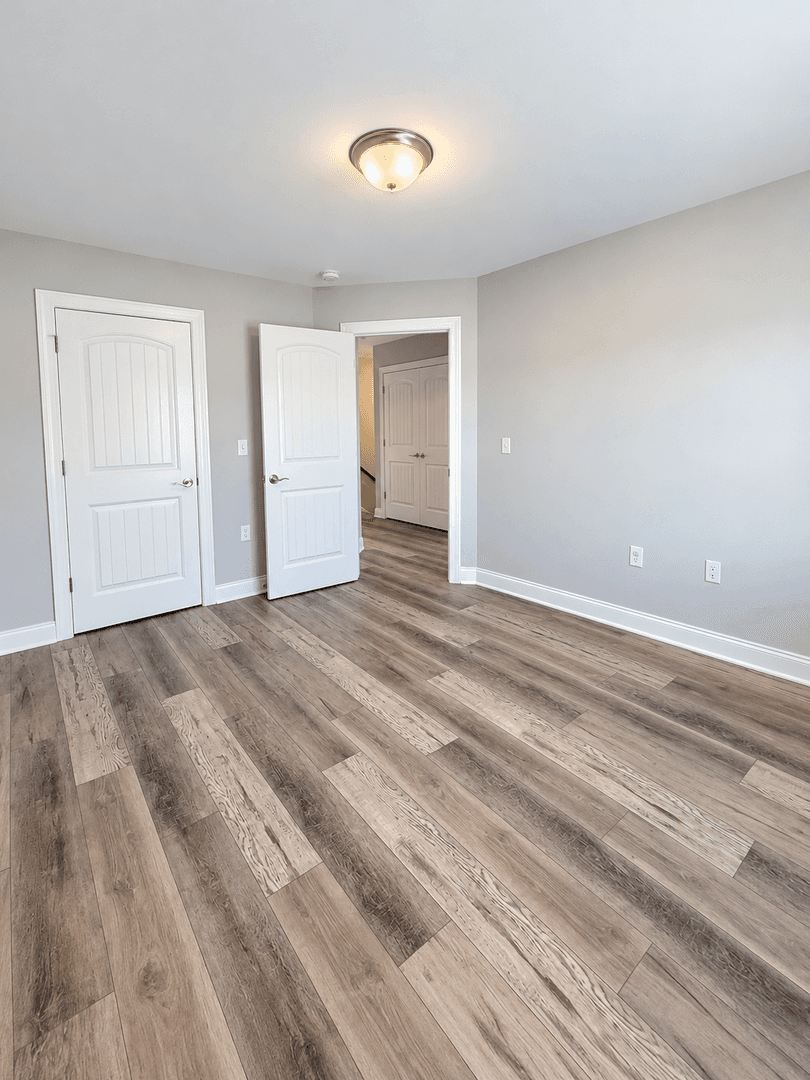 Rockingham House: 3518 Earthshine Way