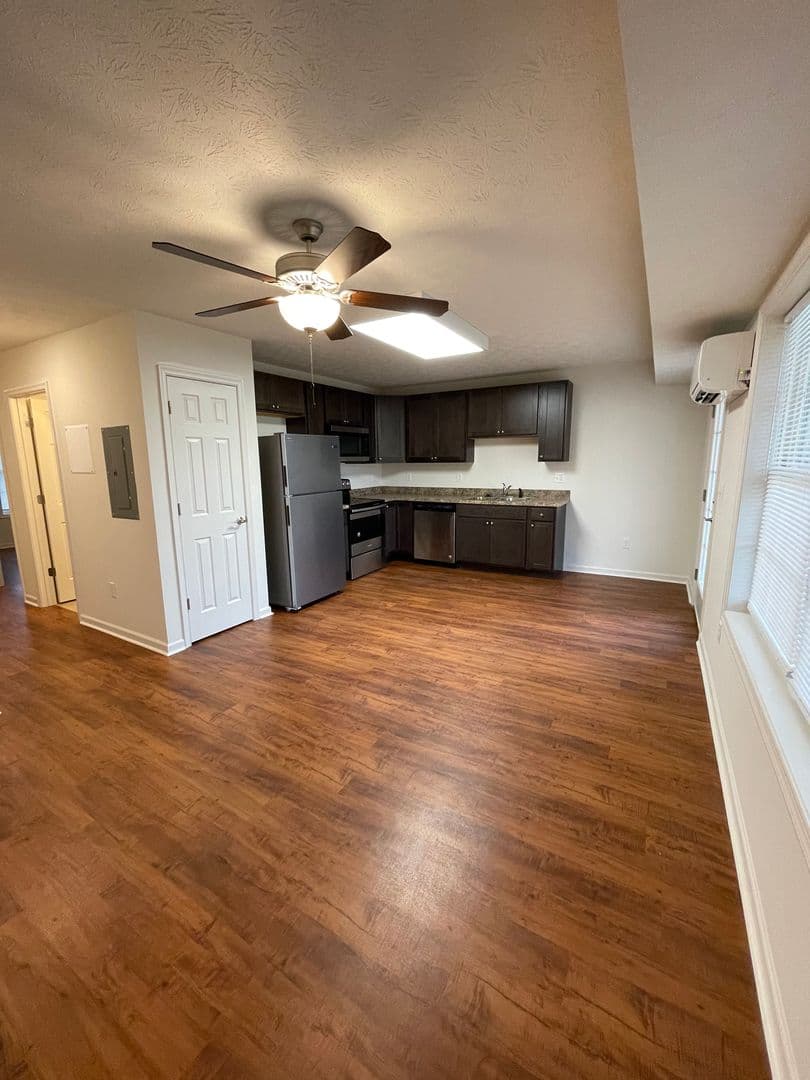 Harrisonburg House: 2925 Congers Creek Road Unit 1