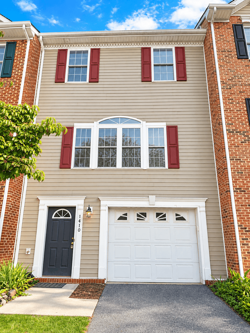 Rockingham House: 1410 Verdant Spring Lane