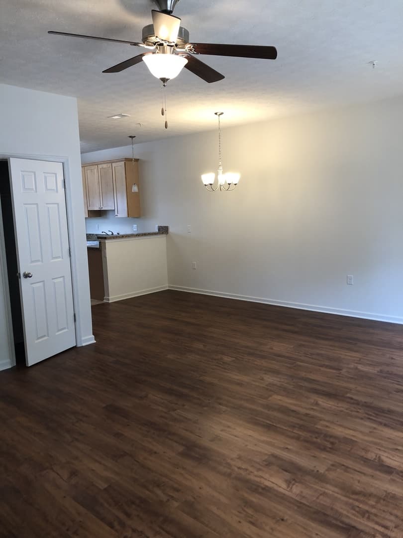 Harrisonburg House: 1632 Allison Way Unit 2