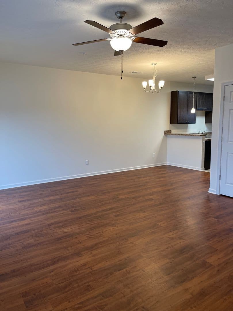Harrisonburg House: 2975 Congers Creek Road Unit 2