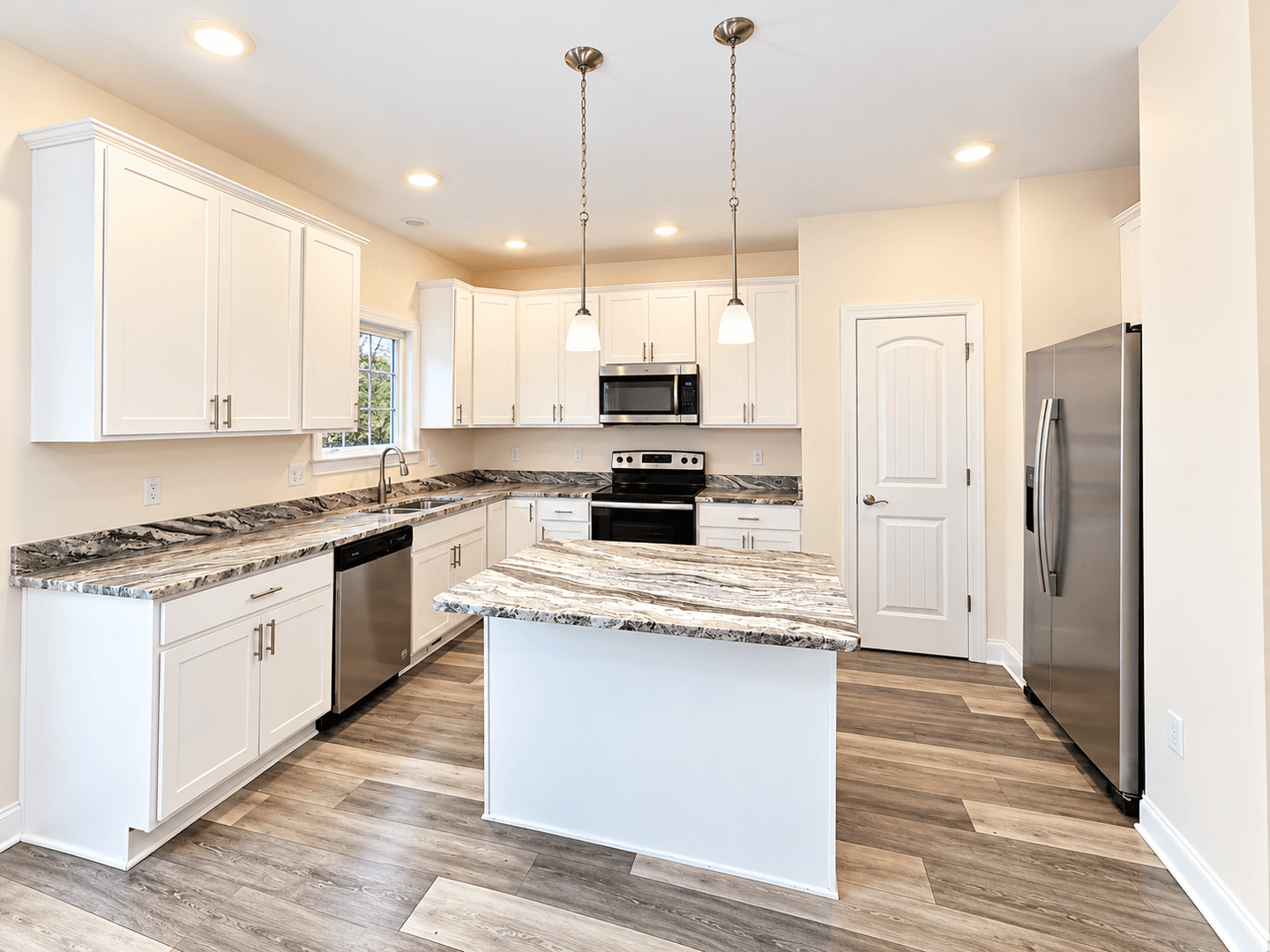 Rockingham House: 1060 Harvest Court