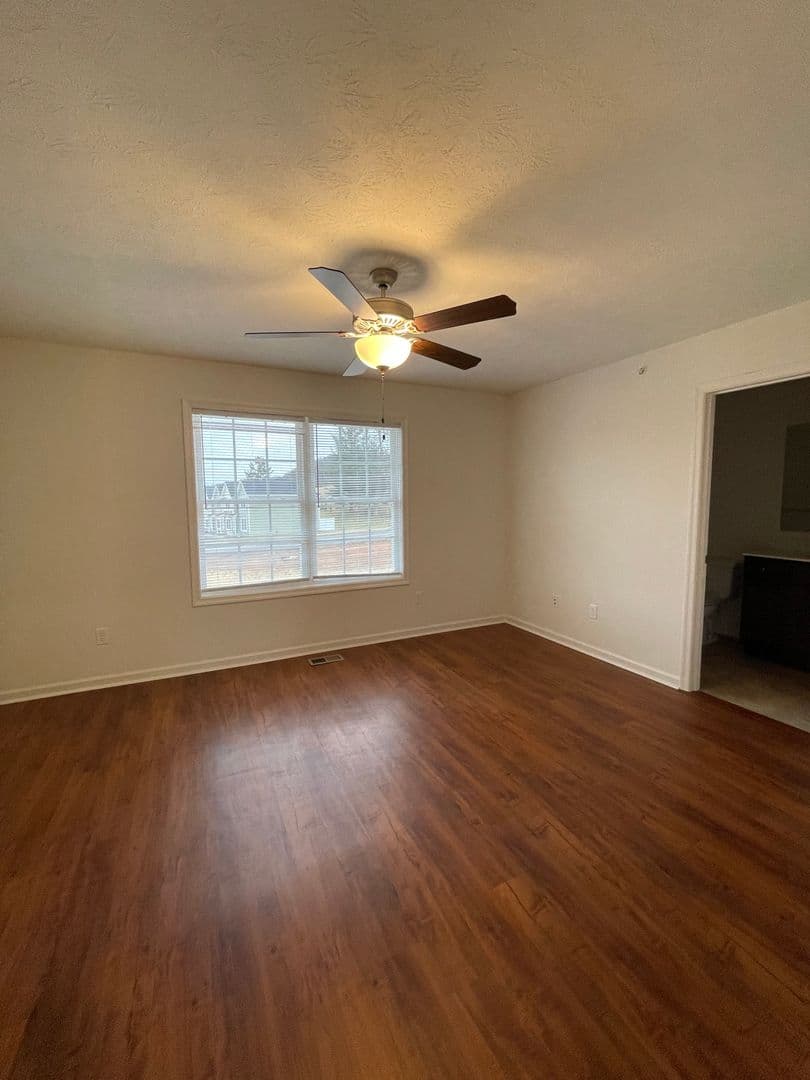 Harrisonburg House: 2975 Congers Creek Road Unit 2