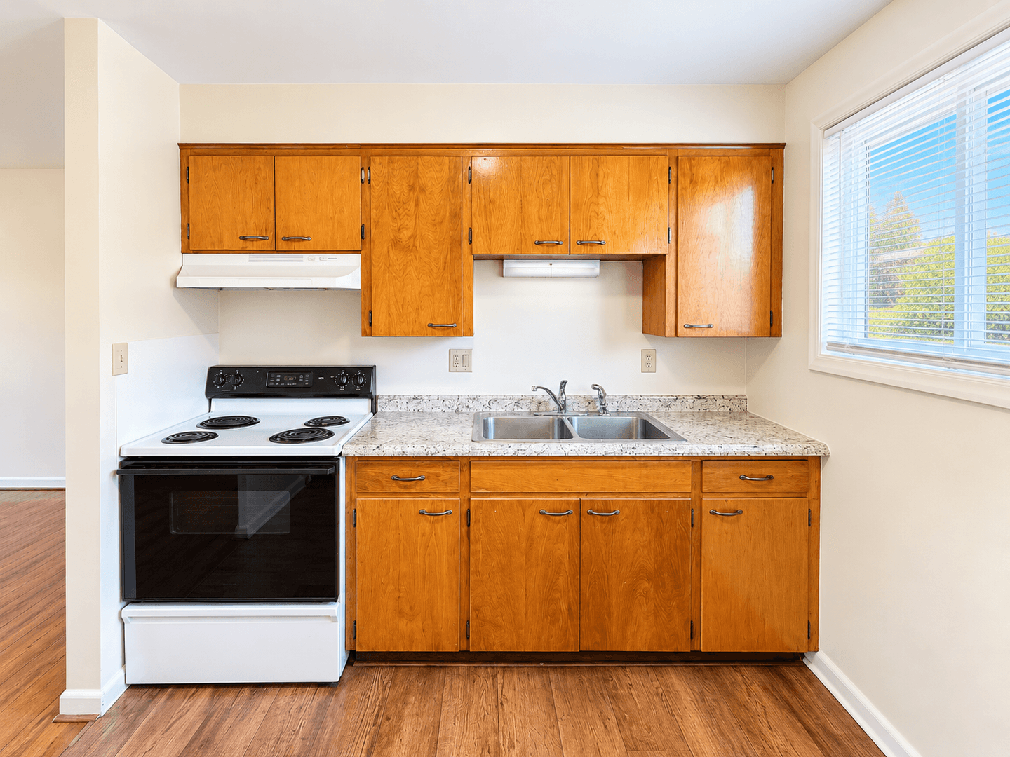 Harrisonburg House: 56 Pleasant Hill Rd
