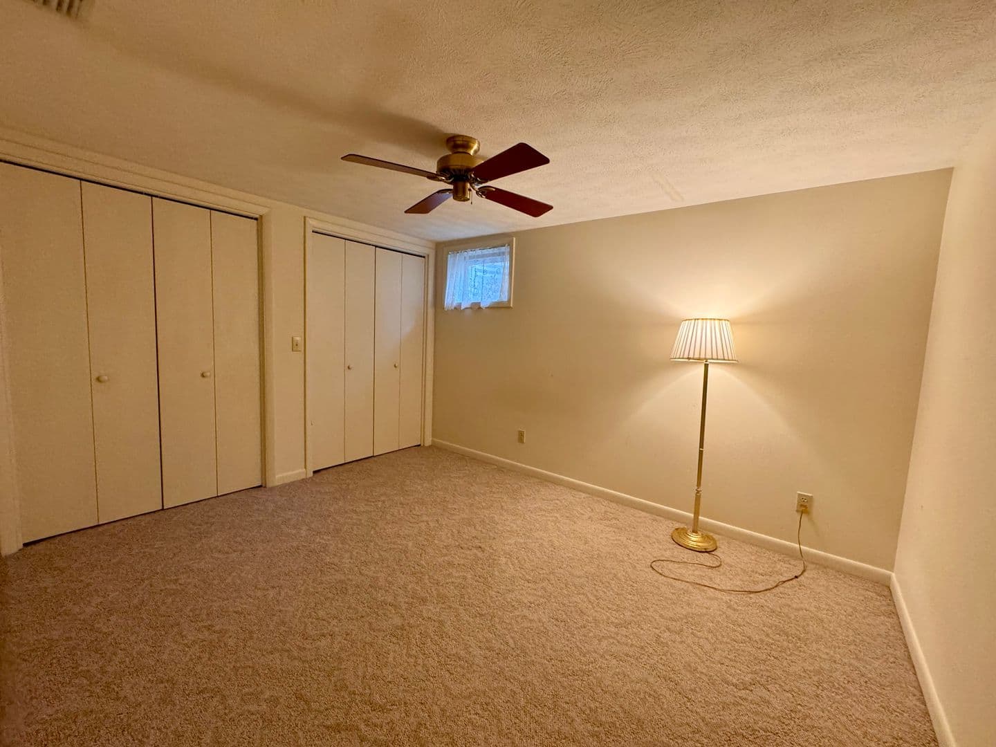 Rockingham House: 221 Grandview Drive