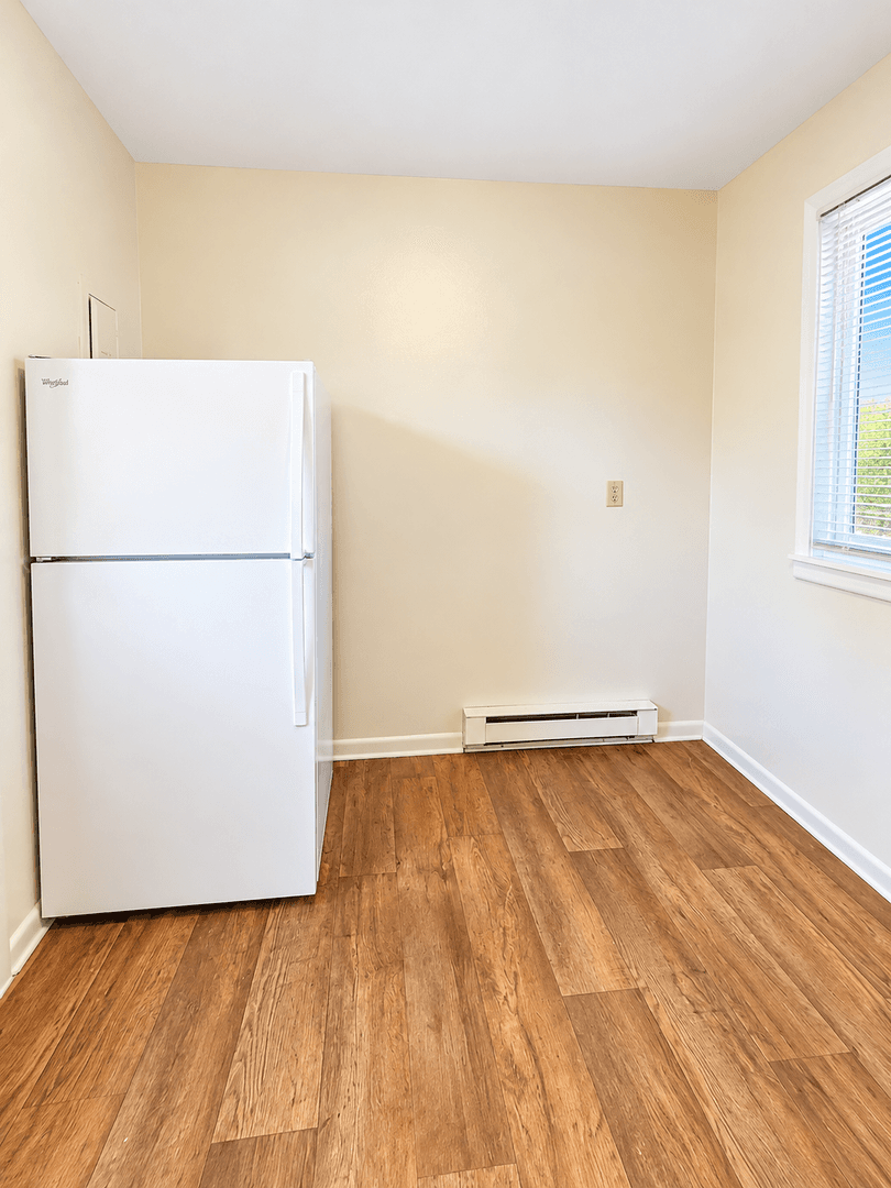 Harrisonburg House: 56 Pleasant Hill Rd