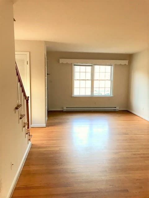 Fredericksburg Apartment: 1214 William Street
