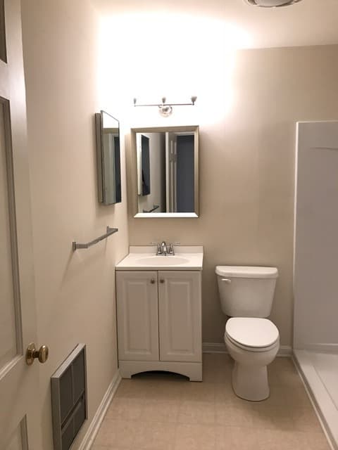 Fredericksburg Apartment: 1214 William Street