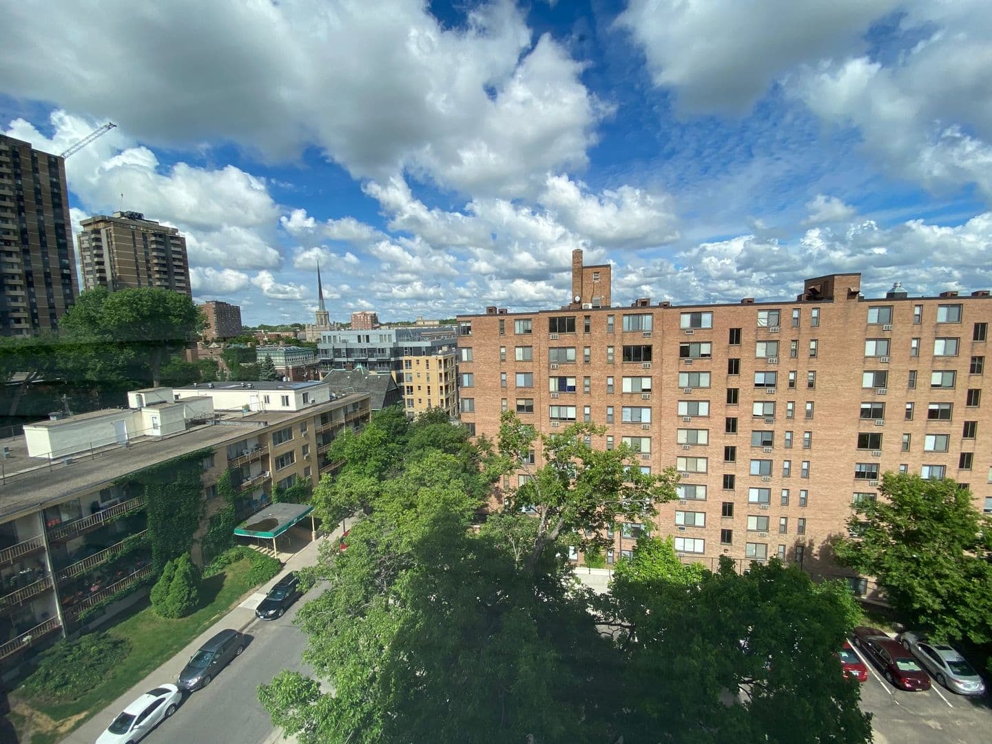 Mpls Apartment: 316 Oak Grove St