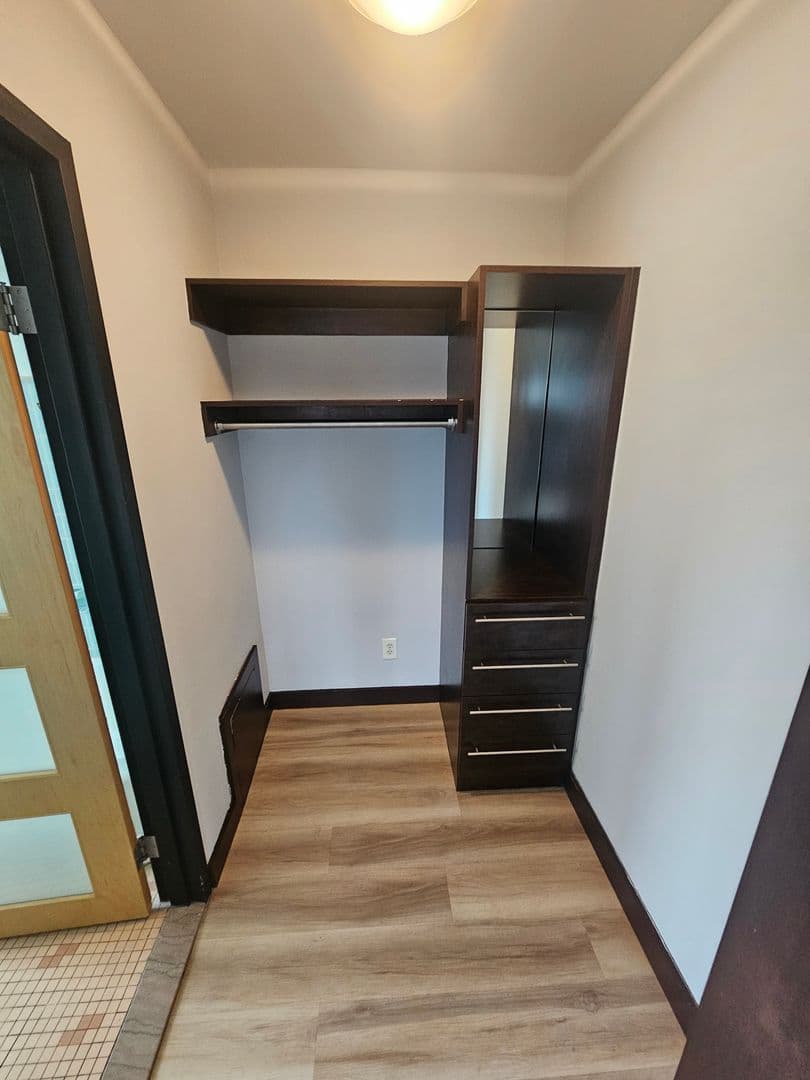 Mpls Apartment: 316 Oak Grove St