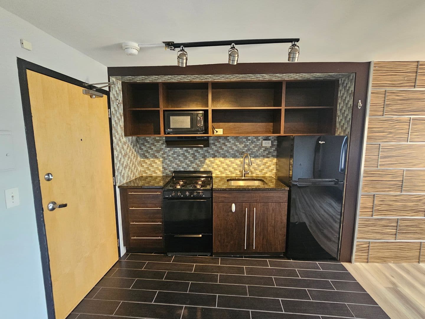 Mpls Apartment: 316 Oak Grove St