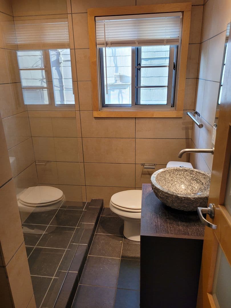 Minneapolis Apartment: 3013 Grand Avenue South