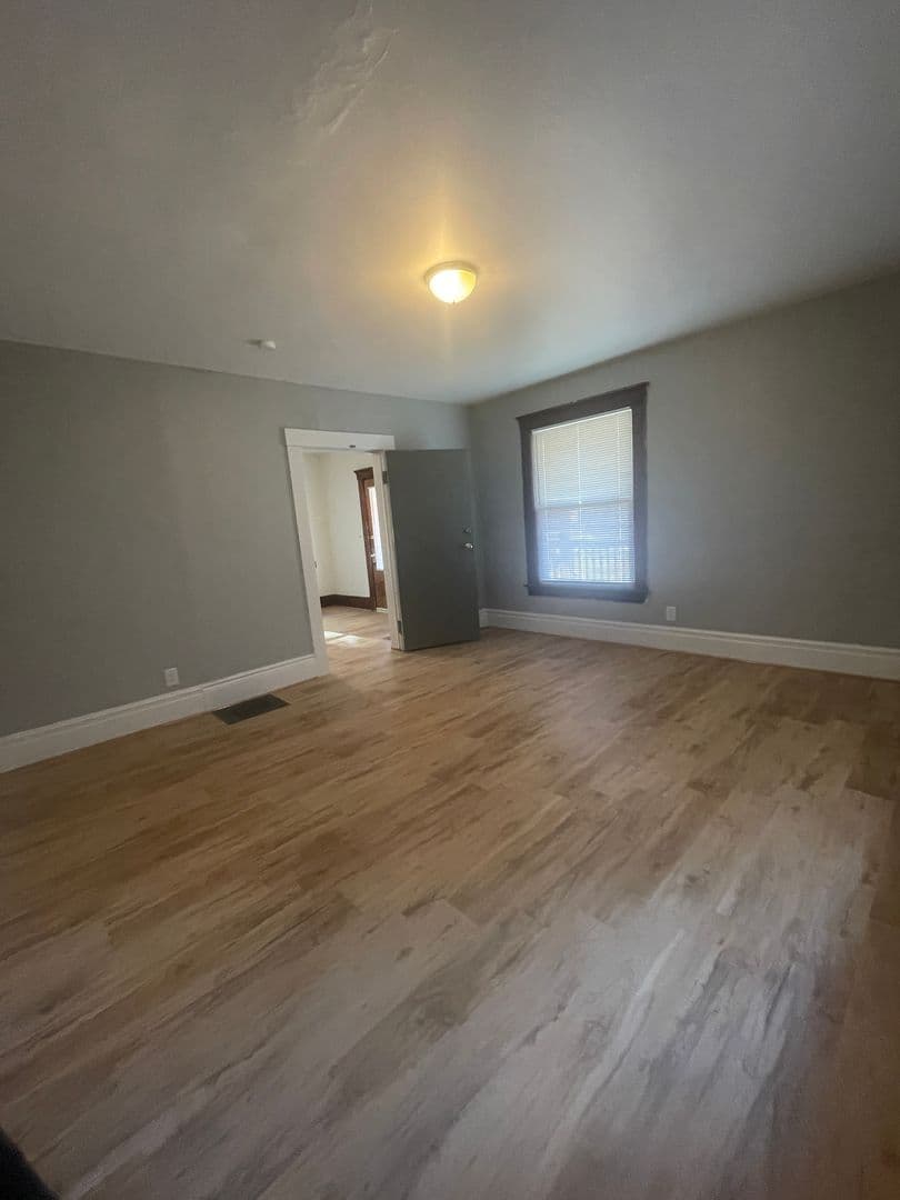 Ann Arbor House: 406 East Jefferson St