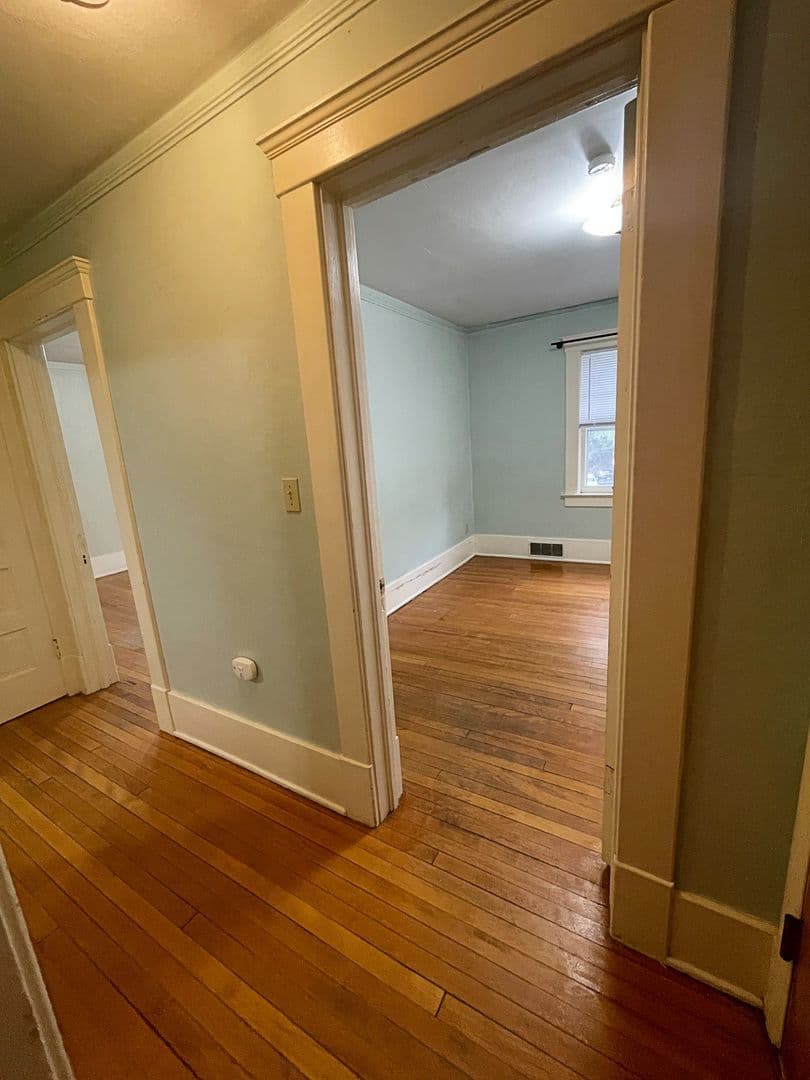 Ann Arbor Apartment: 914 Vaughn St.