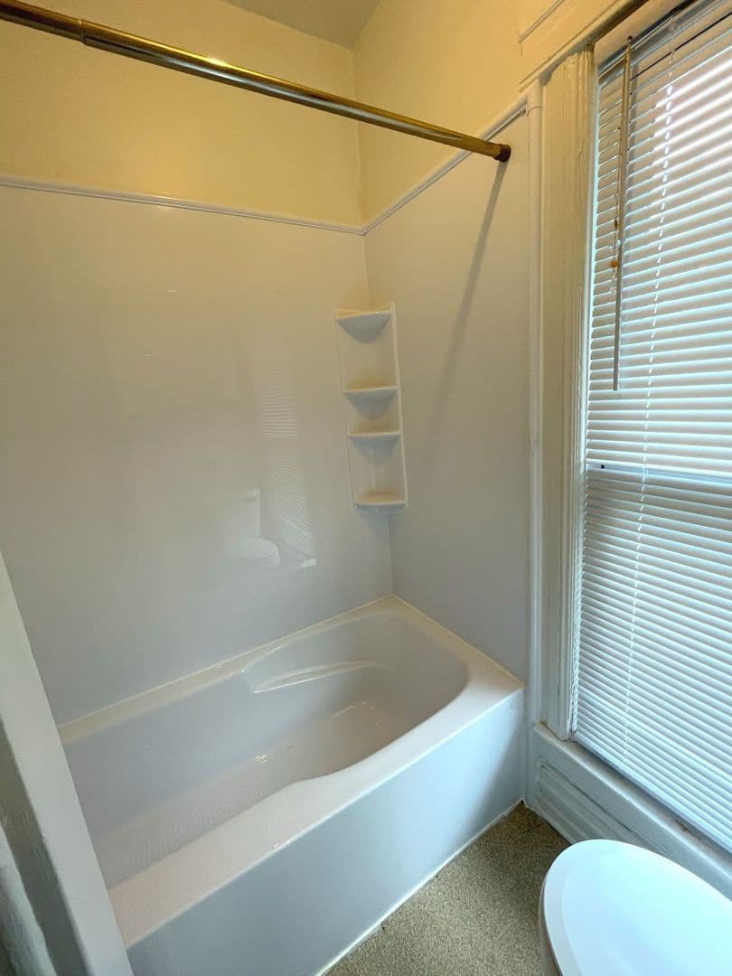 Ypsilanti Apartment: 418 Emmet St