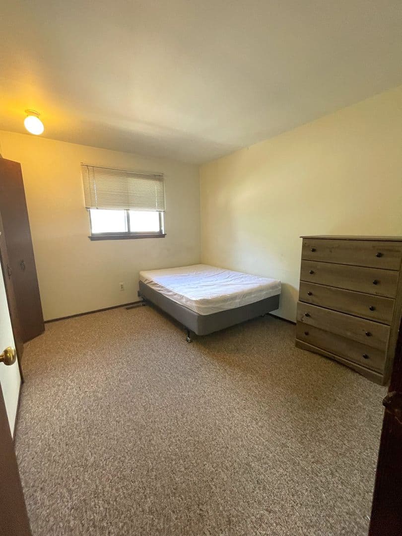 Ann Arbor Apartment: 1425/1427 S. State St.