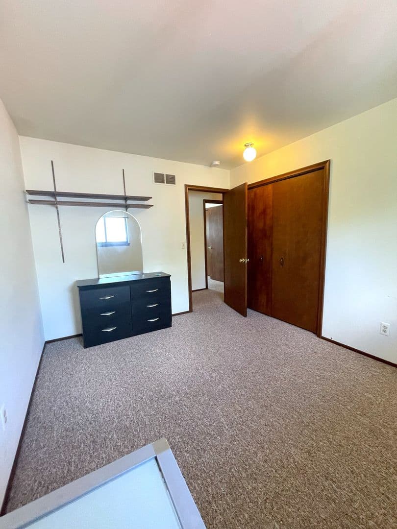 Ann Arbor Apartment: 1425/1427 S. State St.