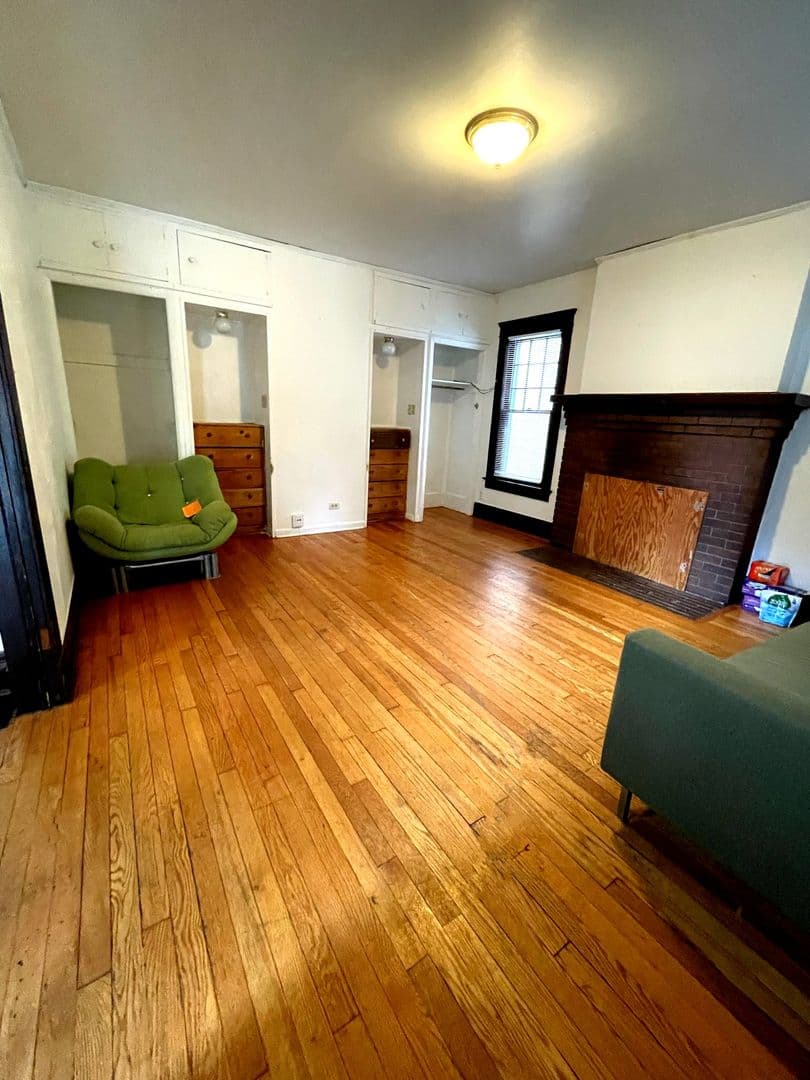 Ann Arbor Apartment: 1011 Vaughn St.