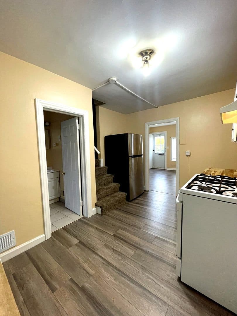 Ypsilanti Apartment: 3145 Snow Rd.